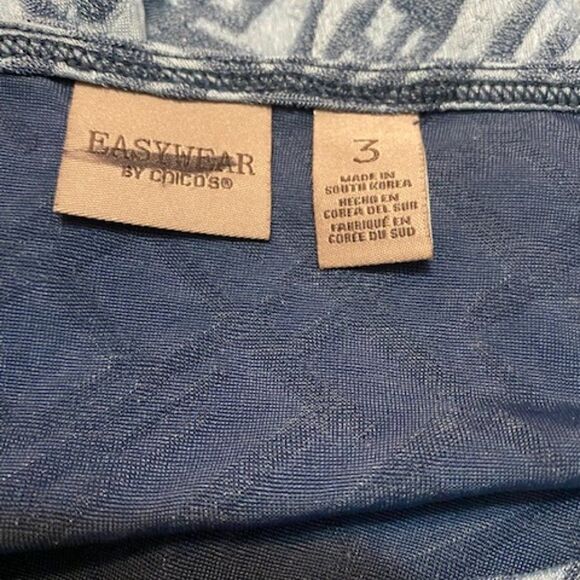 Easy Wear by Chico's Block Strokes Texture 3/4 sleeve top, size 3/16 - Picture 3 of 3